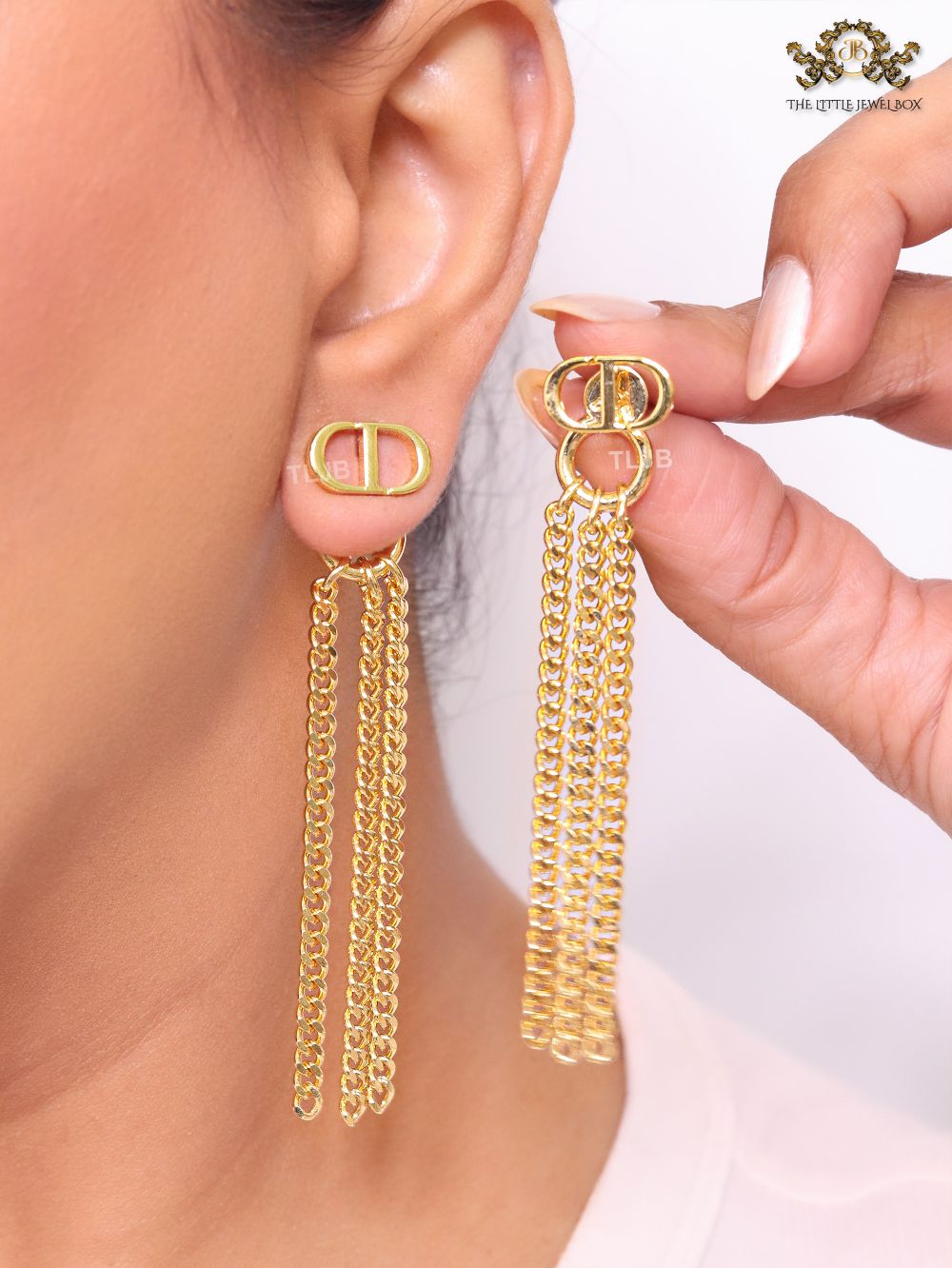 Alphabet CD link chain tassels