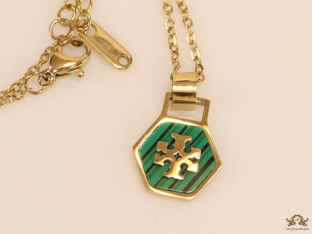 Gold plated necklace with malachite green T motif pendant