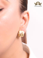 Alphabet Y matt gold studs