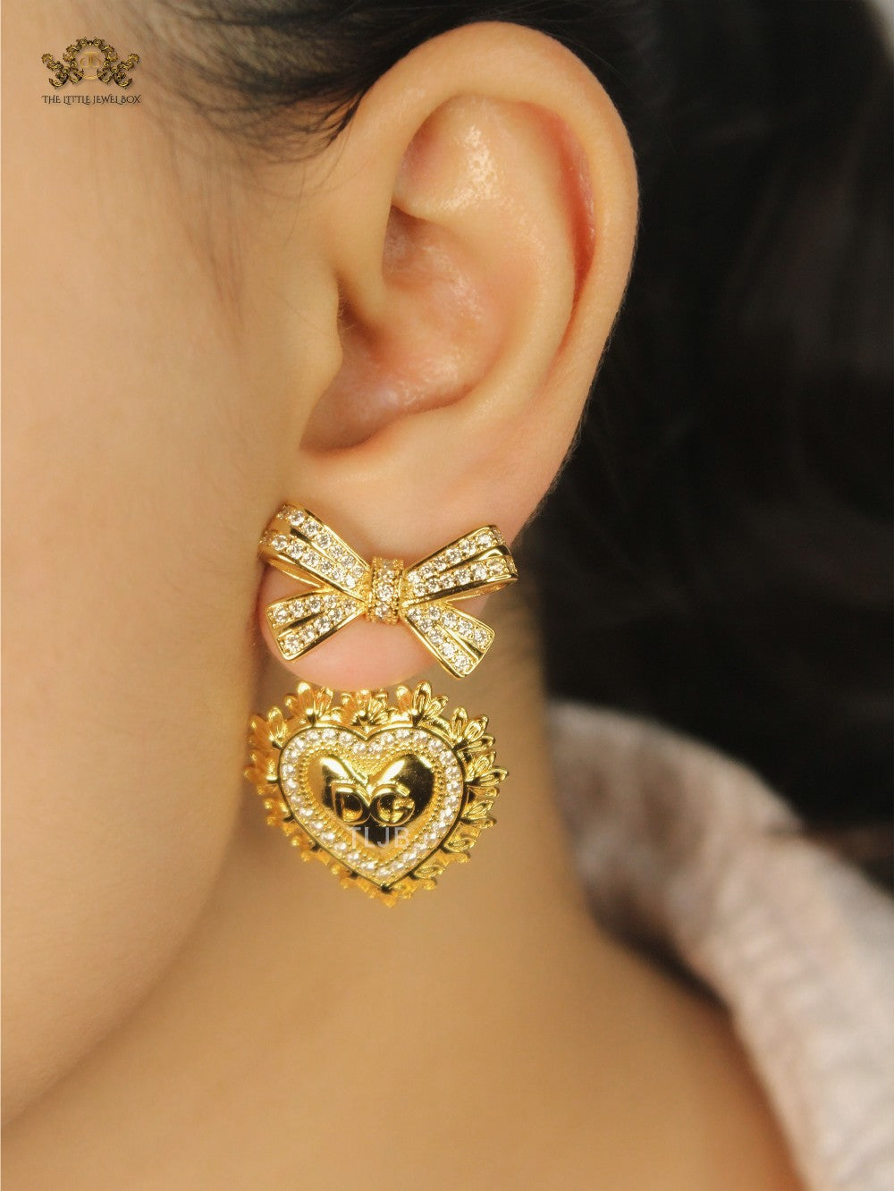 Golden stereo heart earrings