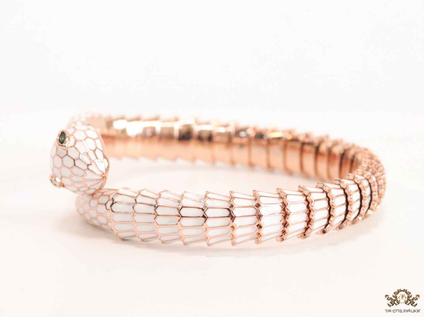 Serpentine open bracelet in white enamel and rose golden finish
