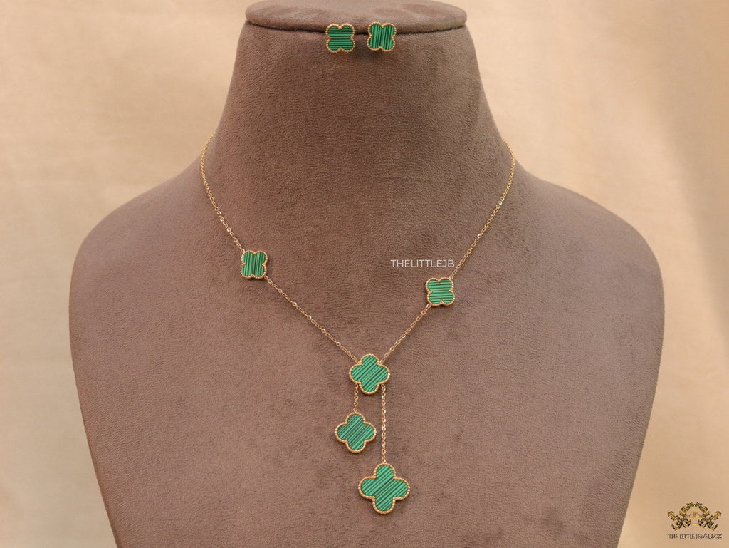 Gold plated necklace set with malachite green clovers
