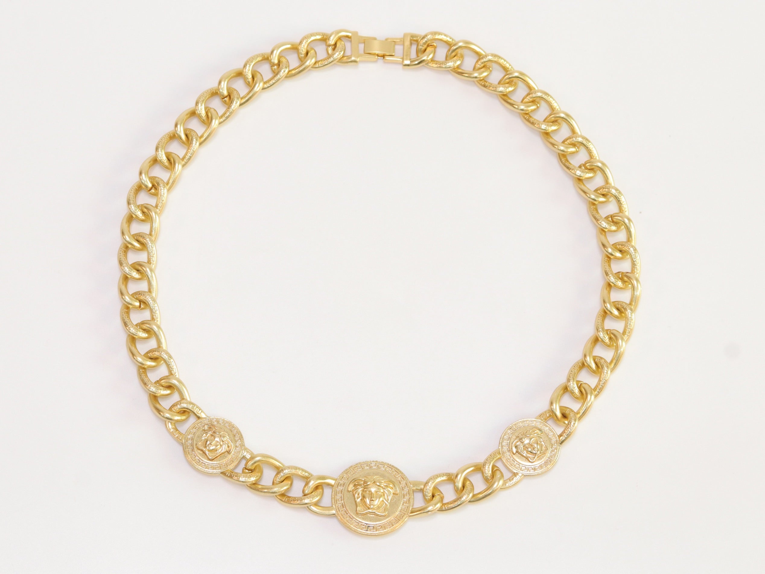 Chunky medusa gold link chain