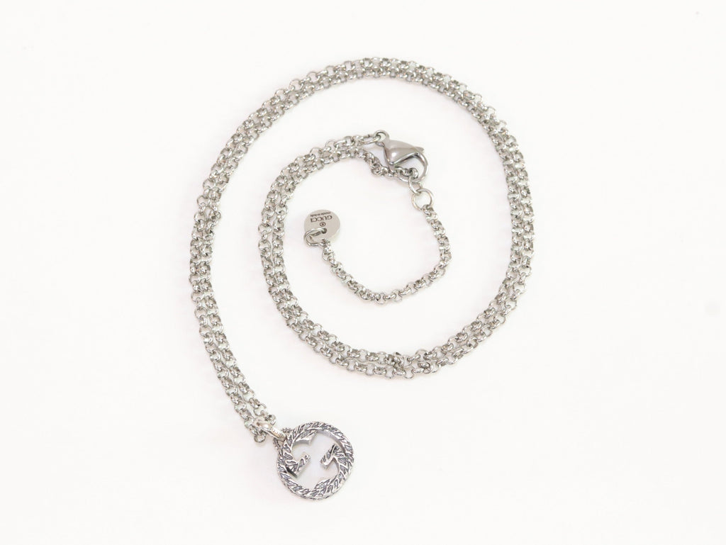 Double G Pendant in silver chain