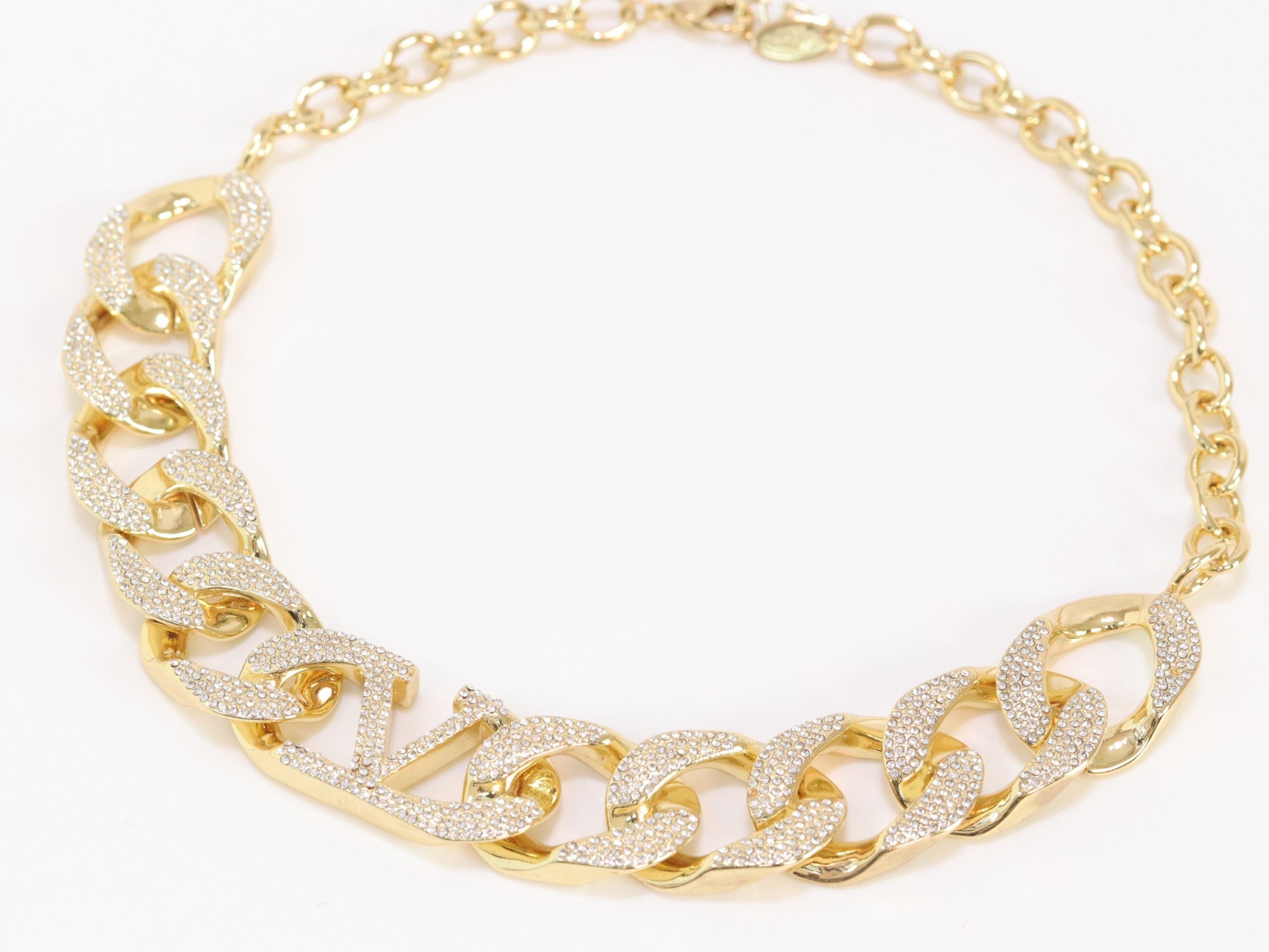 Alphabet V Chunky gold linked chain with CZ