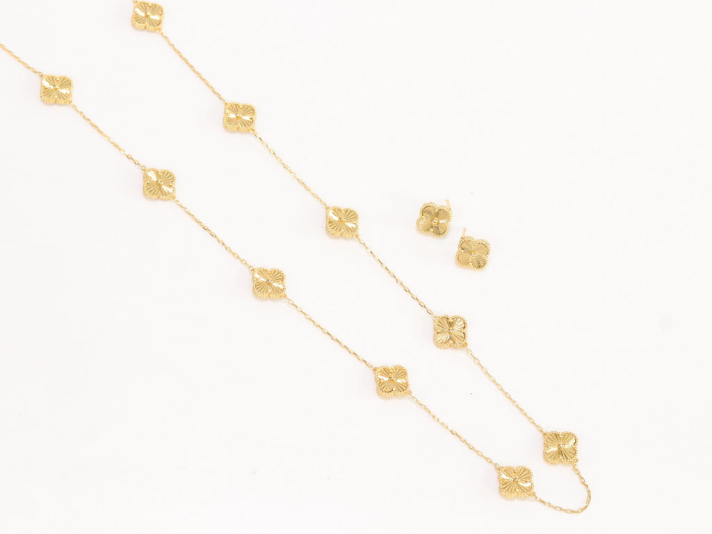 Gold clover necklace and earrings set