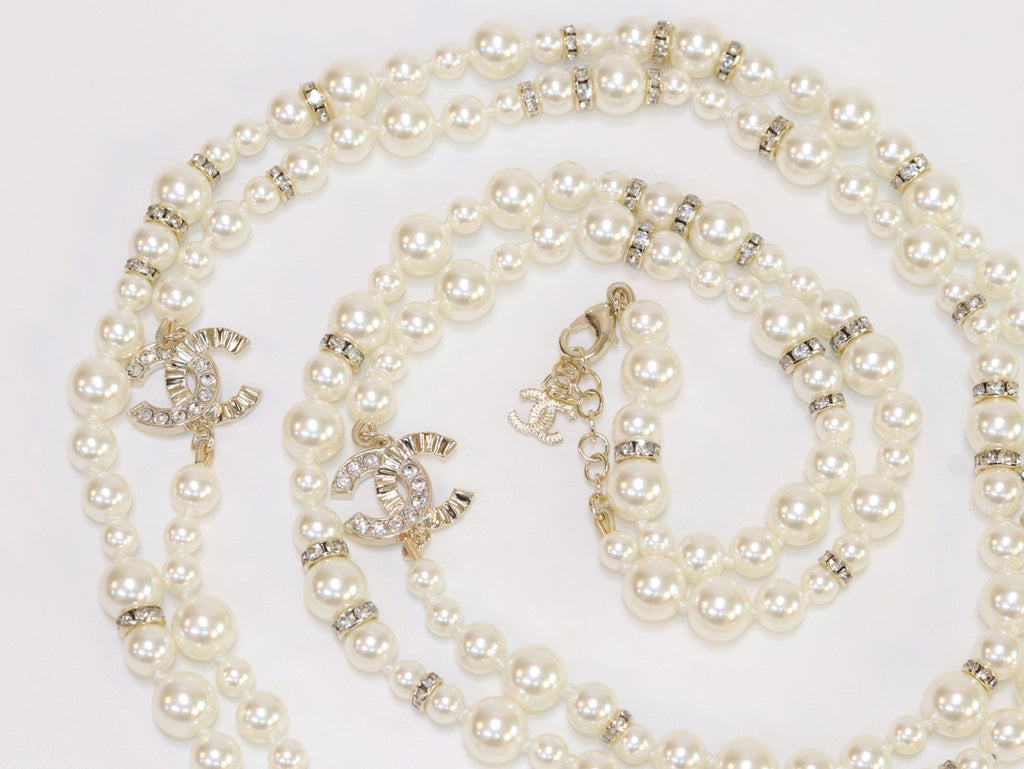 Double C pearl long chain