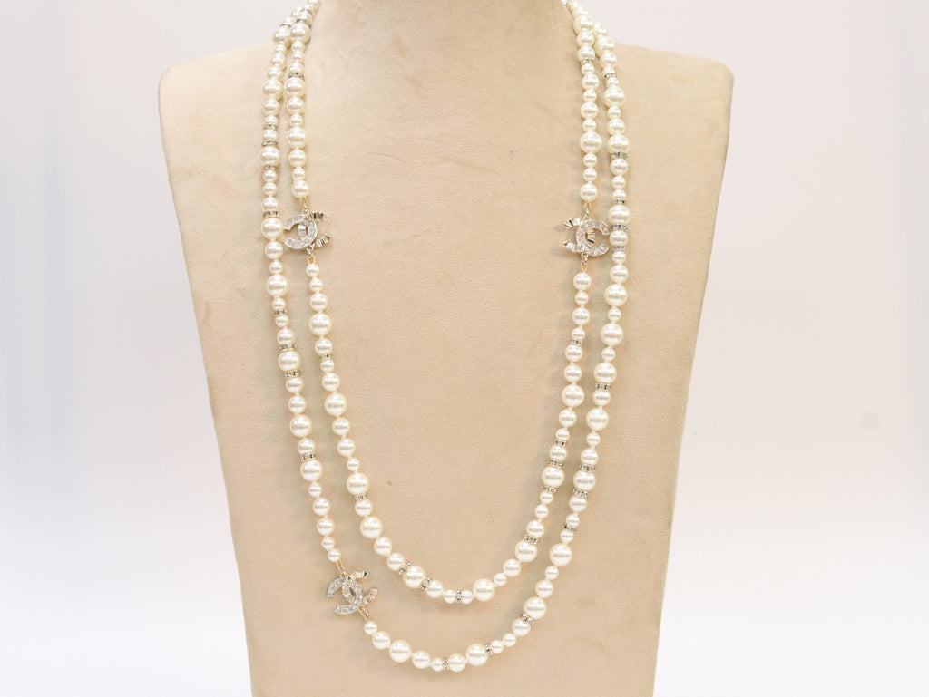Double C pearl long chain