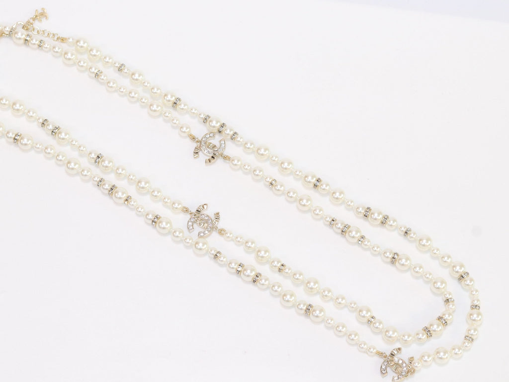 Double C pearl long chain