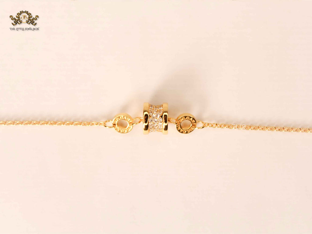 alphabet bvl golden sleek Axis Bracelet