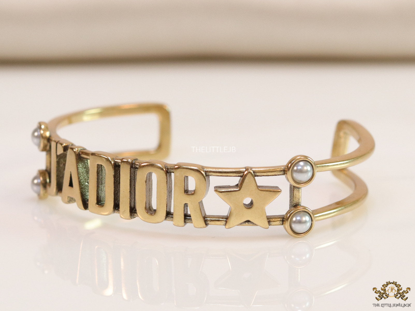 Open Gold plated bracelet with letters