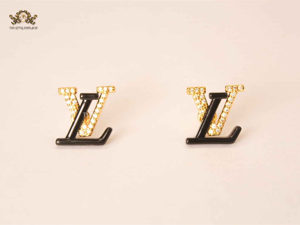 alphabet LV Noir Spark earring