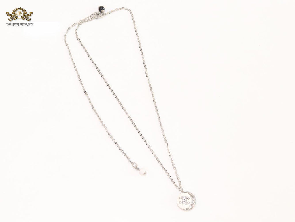Double C cz and white enamel platinum round chain