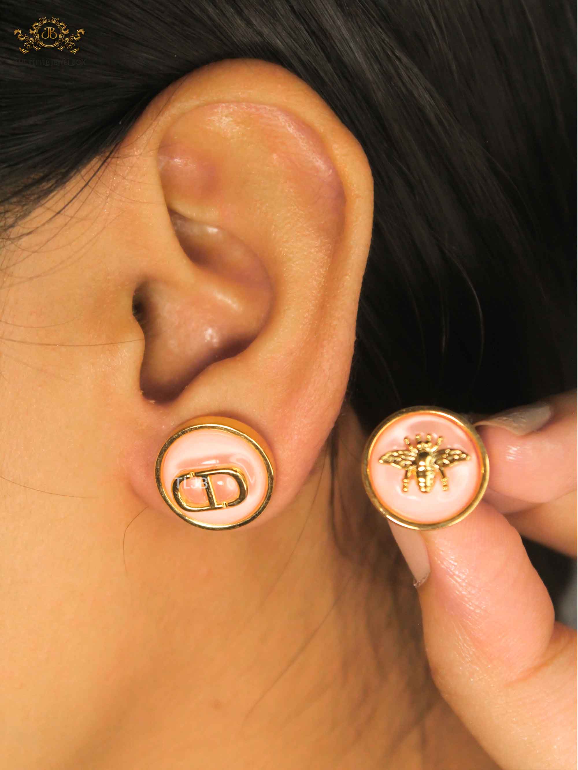 Alphabet CD combo bee earrings pink