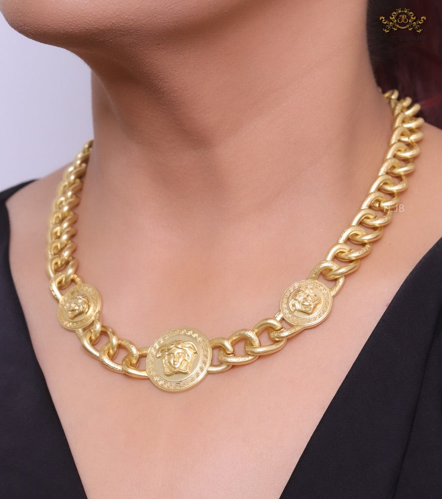 Chunky medusa gold link chain