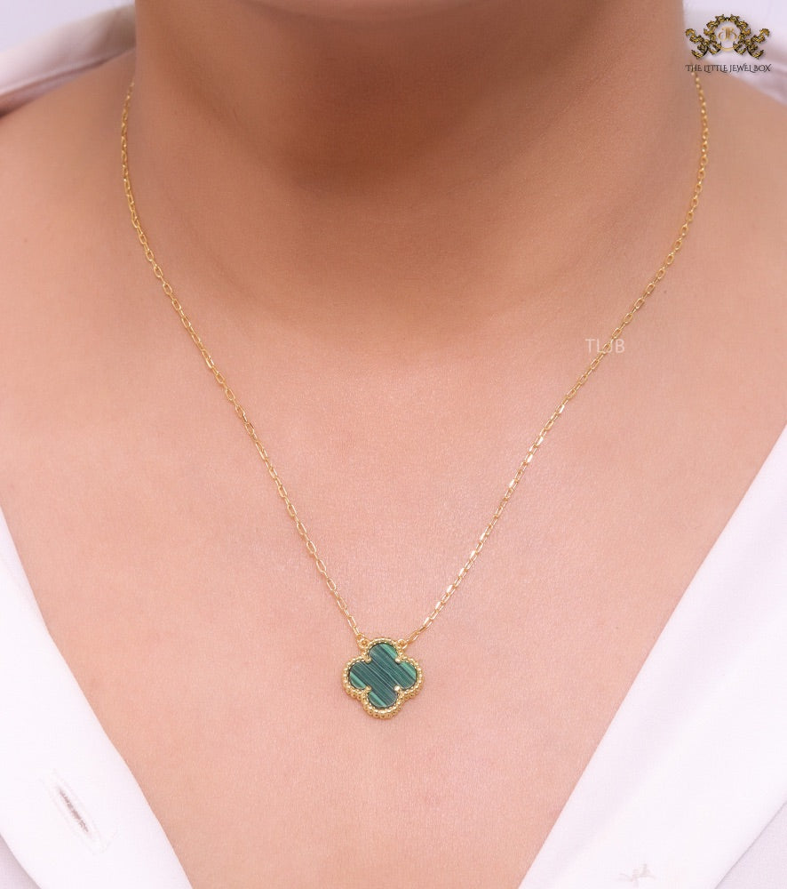 Sleek Malachite gold clover chain