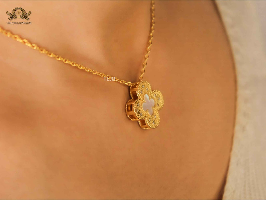Alphabet L & V Gold clover MOP chain necklace