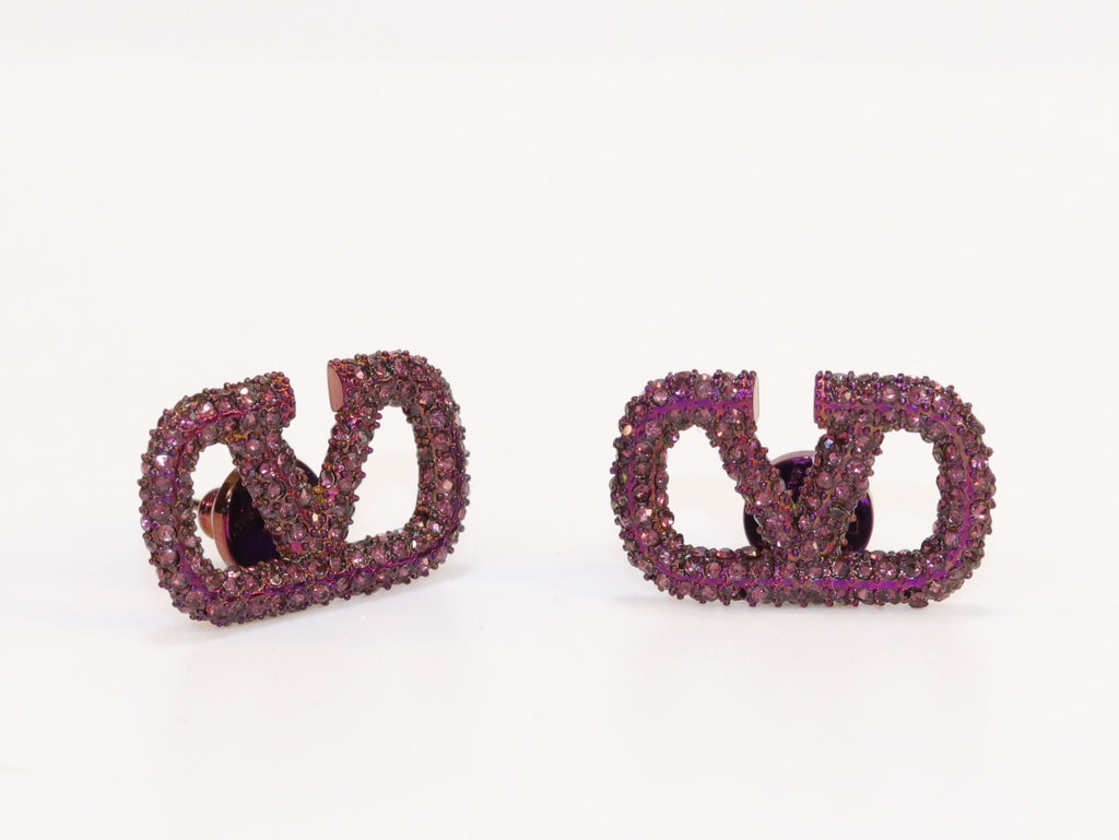 Alphabet V purple cz studs
