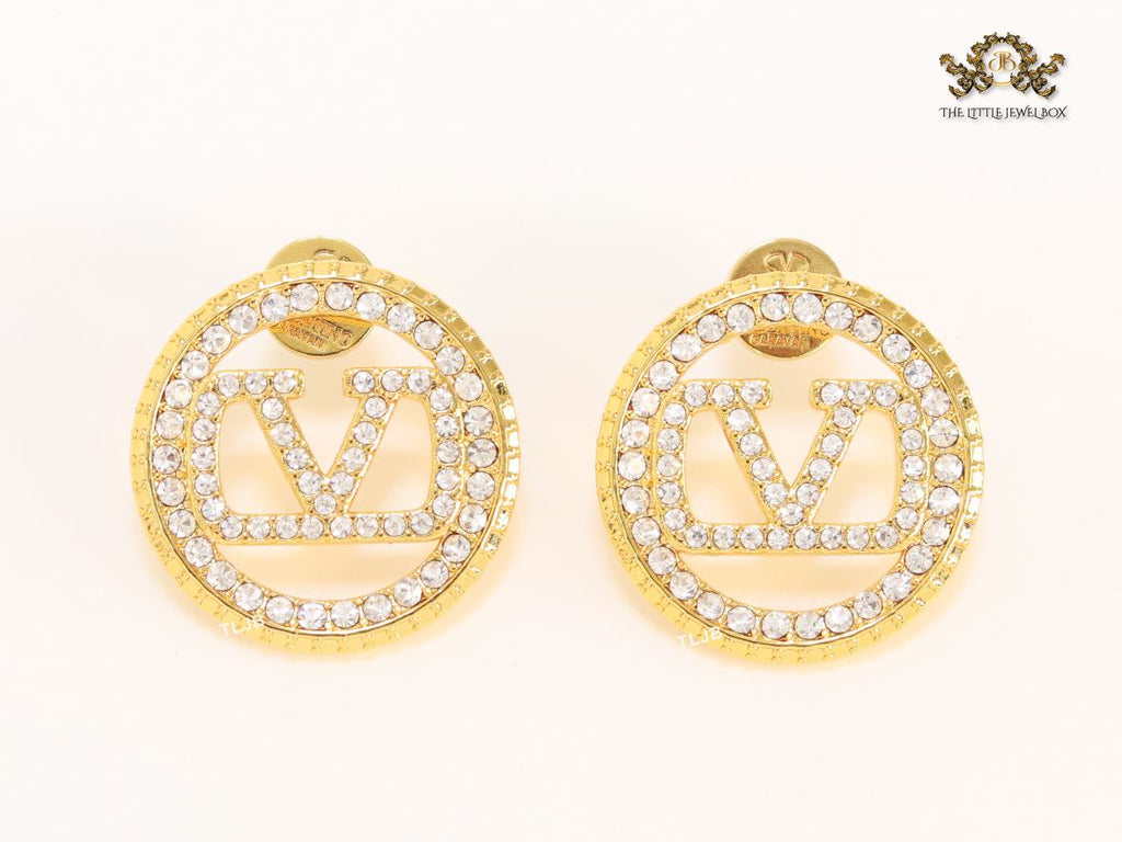 Alphabet V round CZ studs