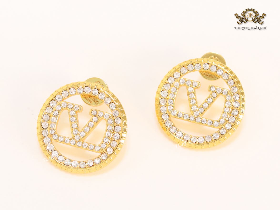 Alphabet V round CZ studs