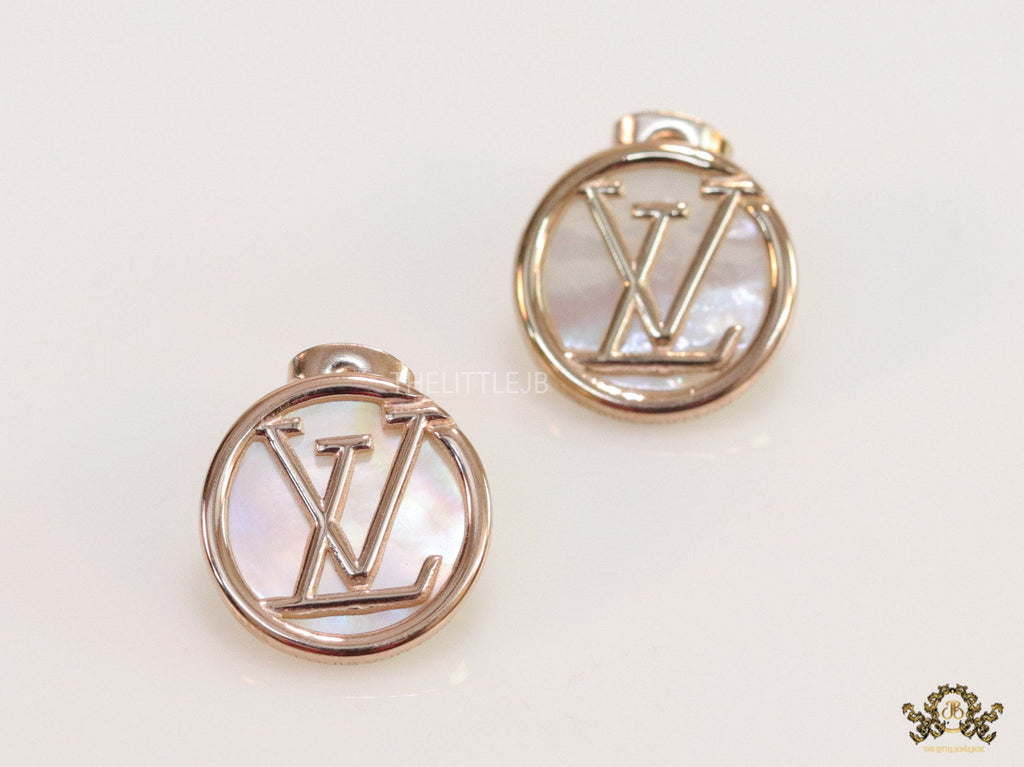 Rose gold plated alphabet stud earrings with MOP