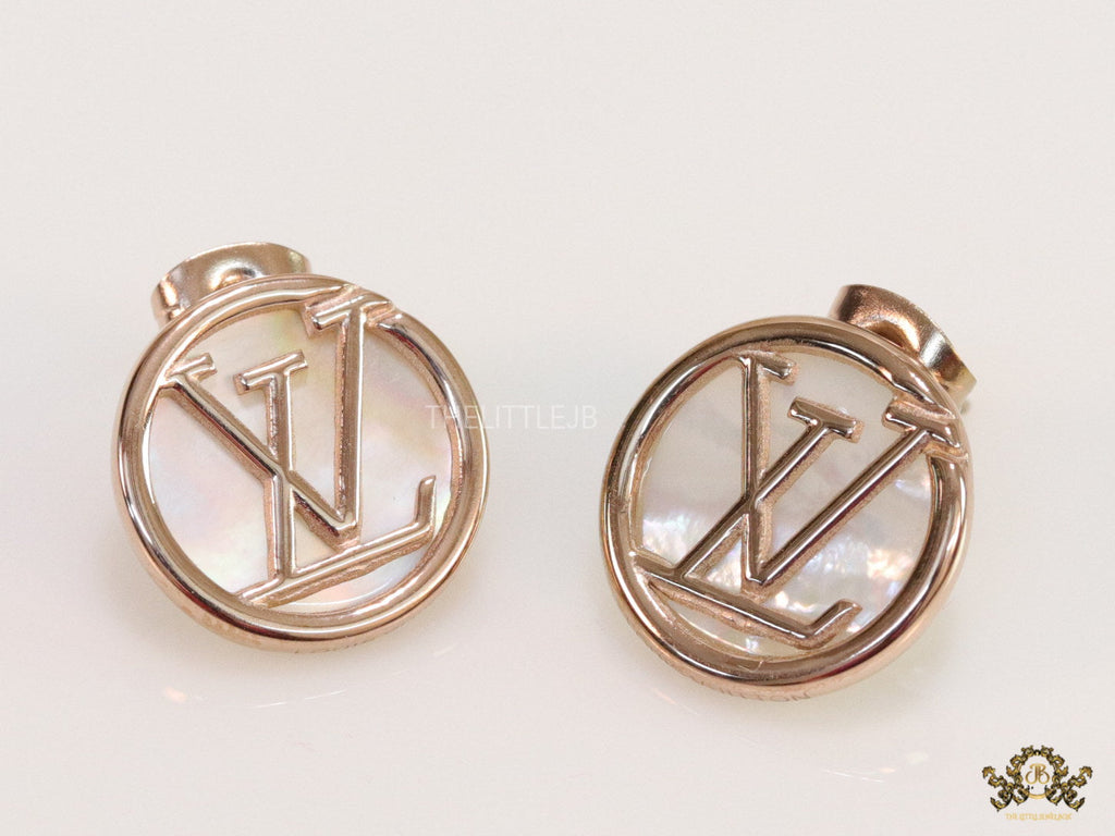 Rose gold plated alphabet stud earrings with MOP