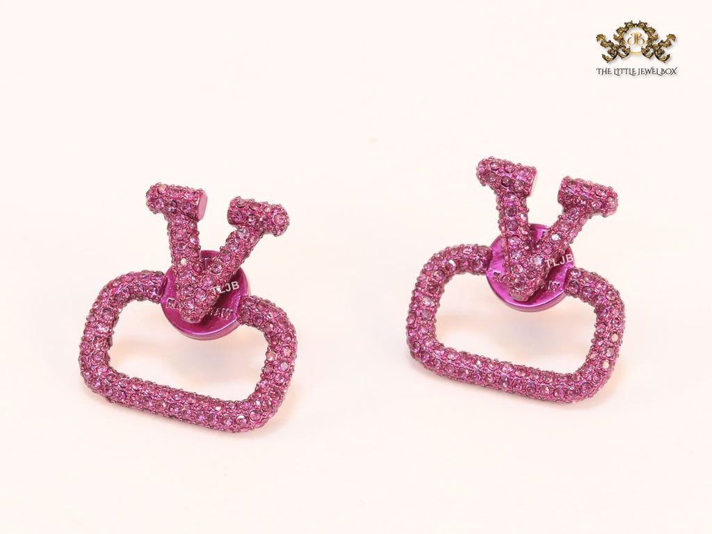 Alphabet V Pink rhinestone studs