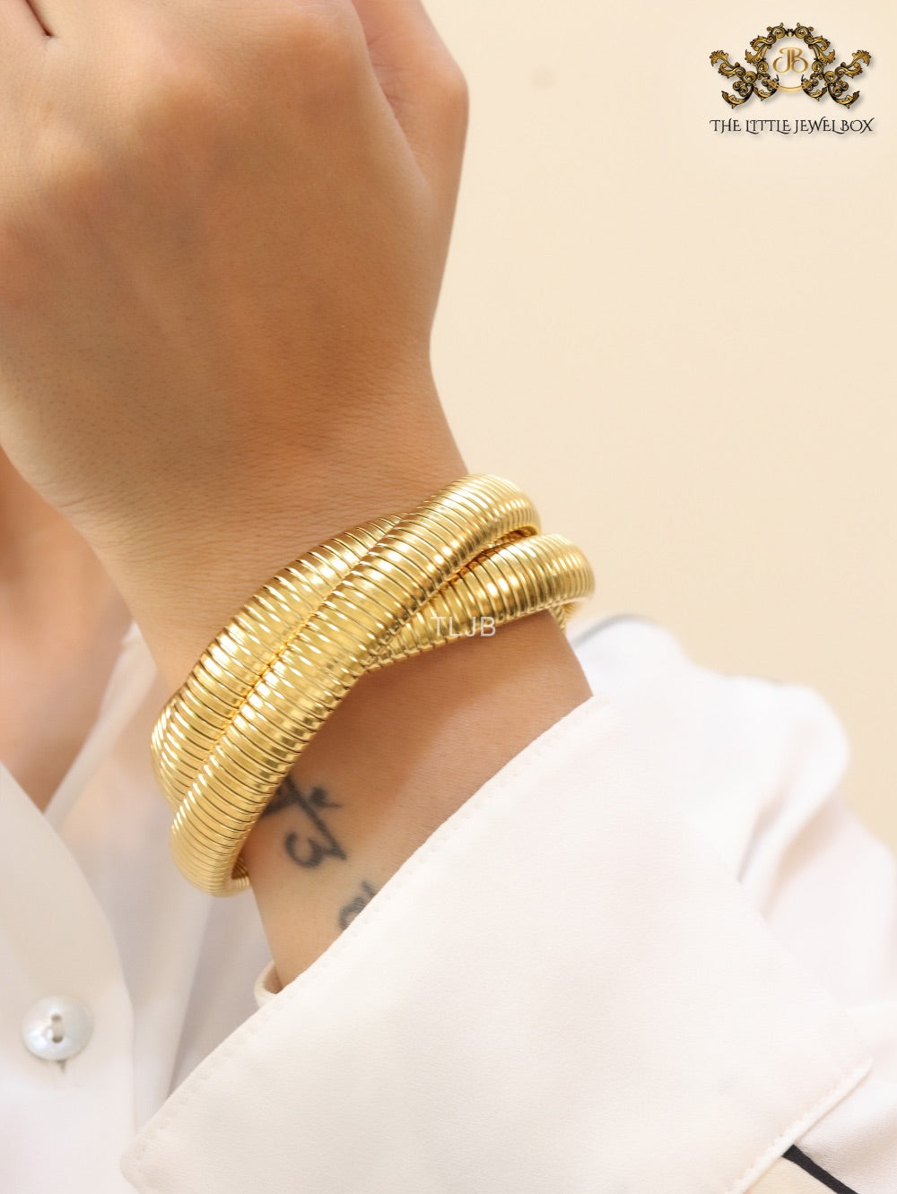 Layered gold bracelet