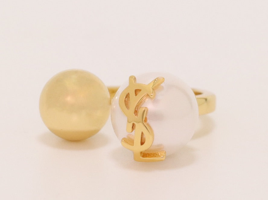 Alphabet gold open ring with white pearl