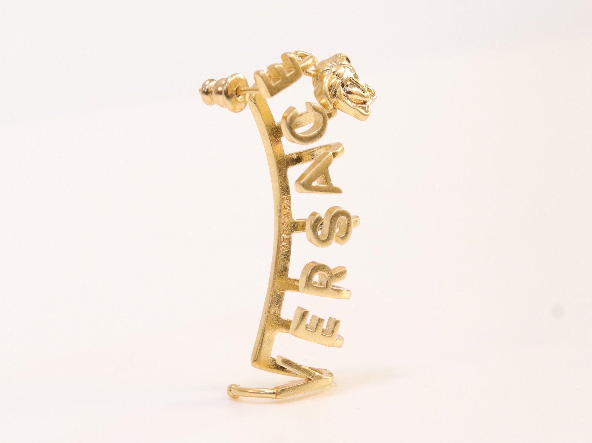 Alphabet Medusa earcuff (single)