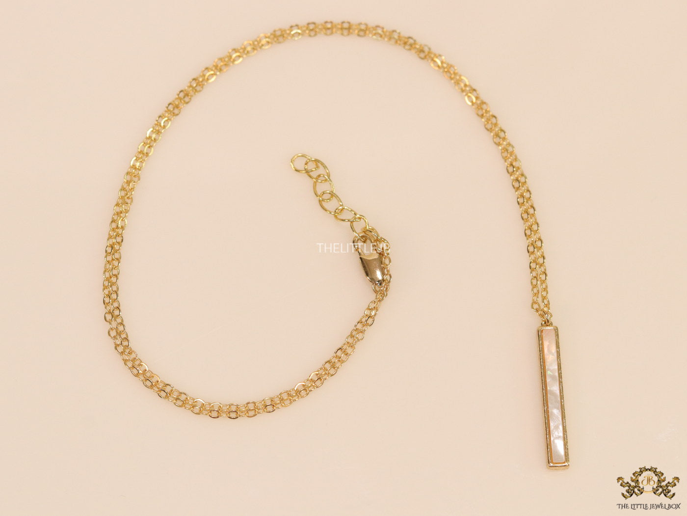 Gold plated necklace with Column Cube MOP pendant