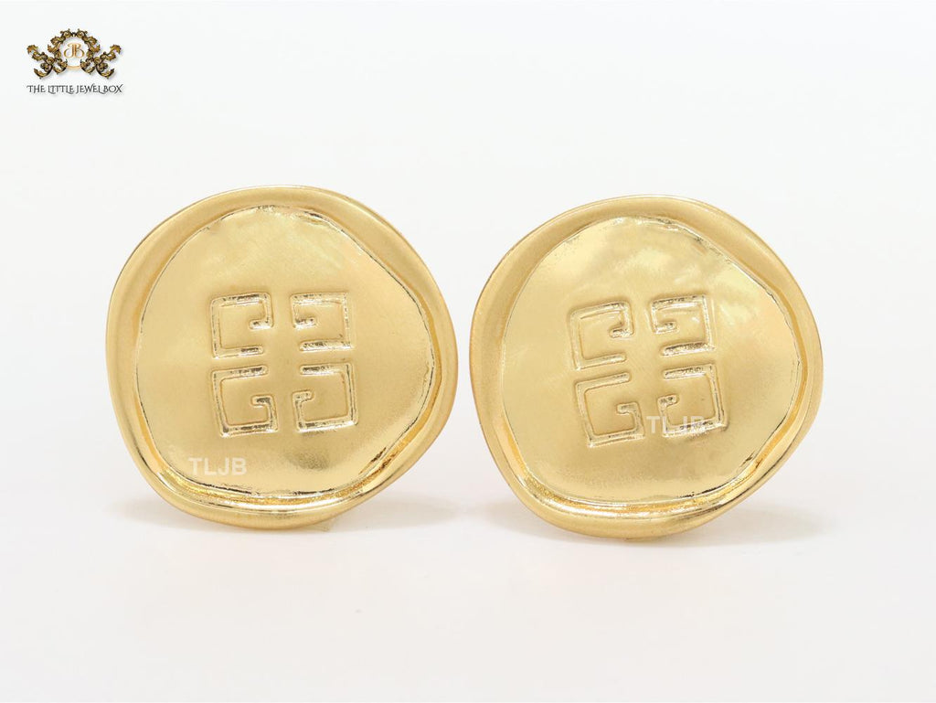 Gold studs