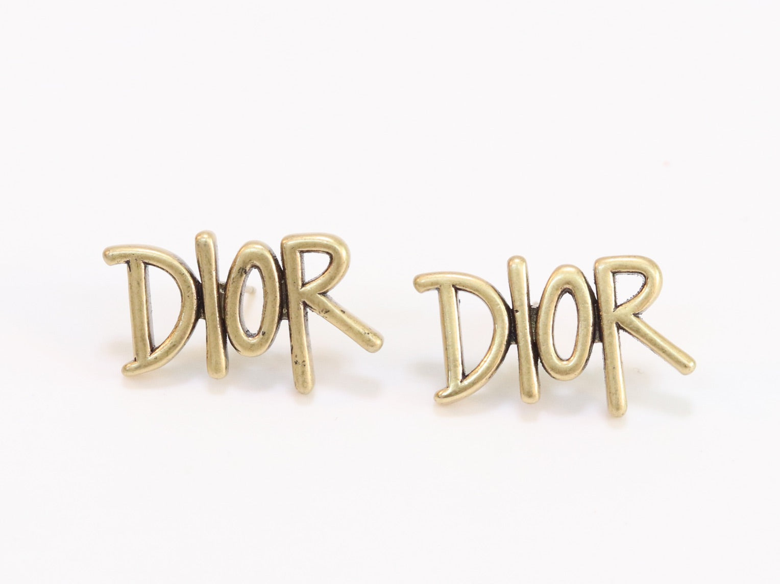 Rustic copper Alphabet C and D earrings
