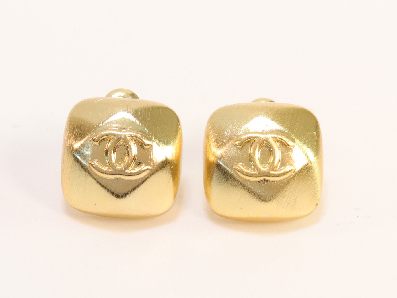 Double C matte gold studs