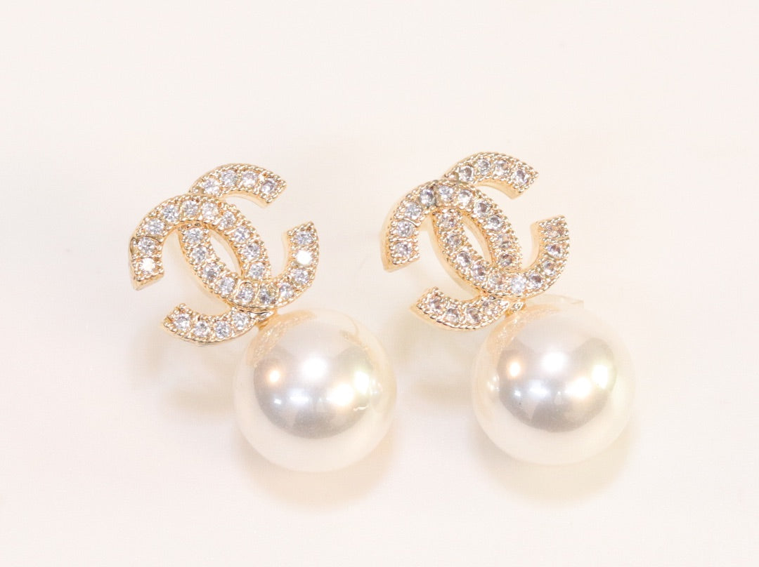 Double C cz pearl drops