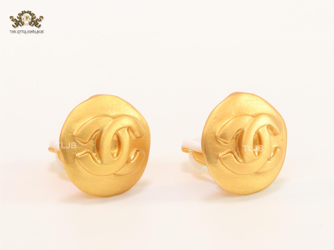 Double C gold clip on studs- small