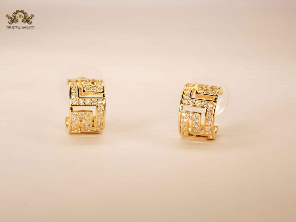 Medusa mesh motif small diamond hoops