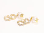 Alphabet V gold cz pearl drops