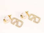 Alphabet V gold cz pearl drops