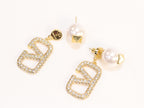 Alphabet V gold cz pearl drops