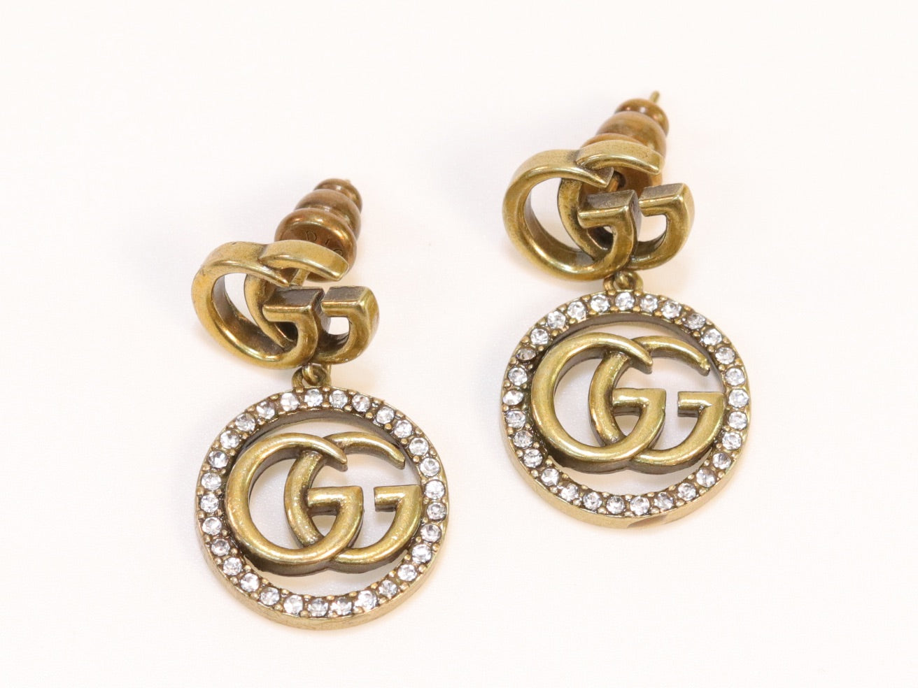 Rustic double G drops