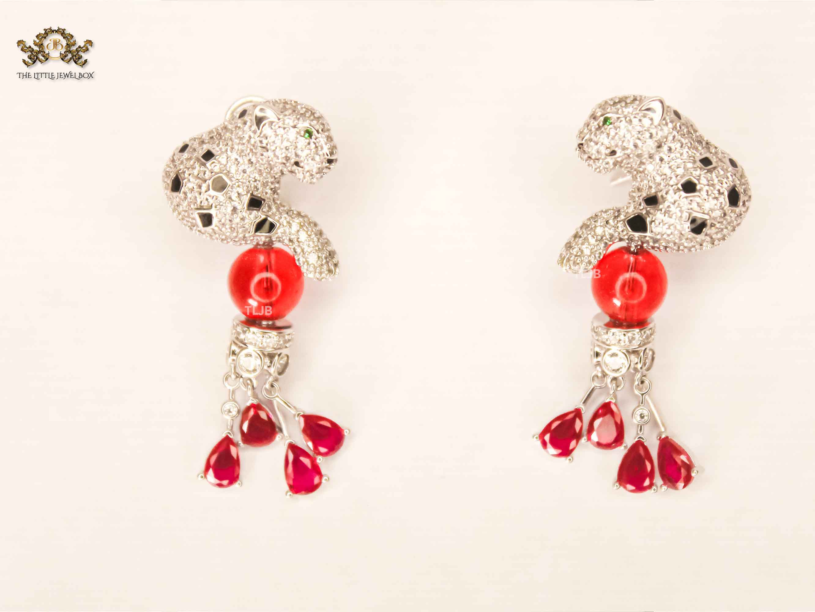 Panther blood red necklace