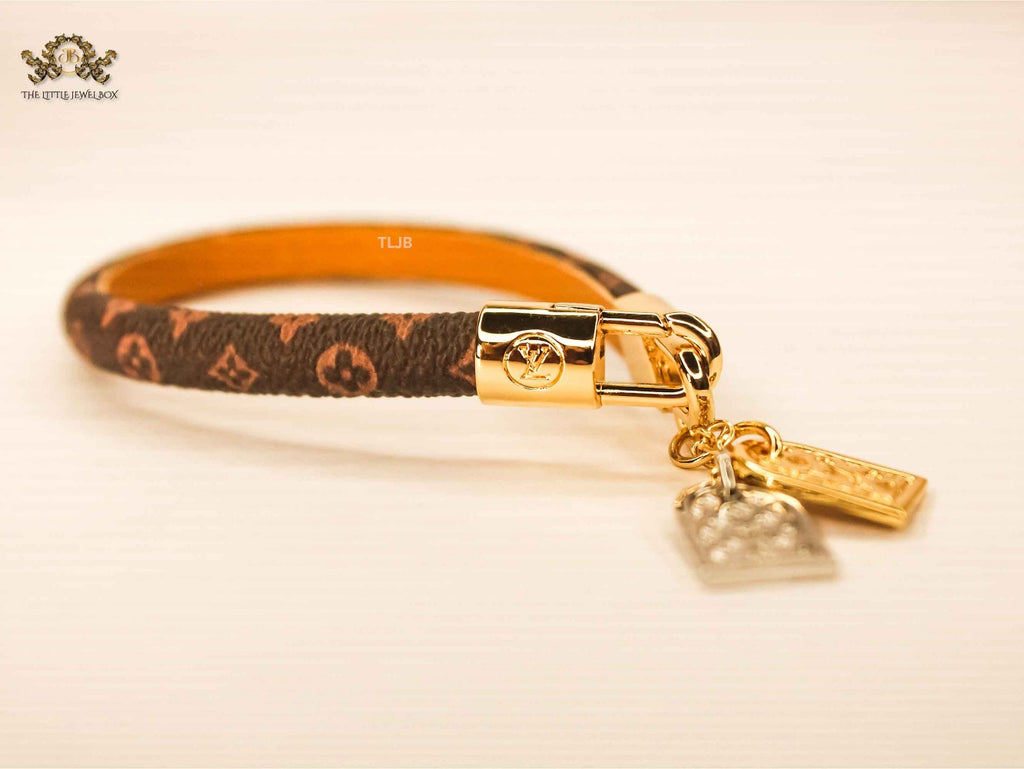 Alphabet L&V combo charm monogram leather bracelet