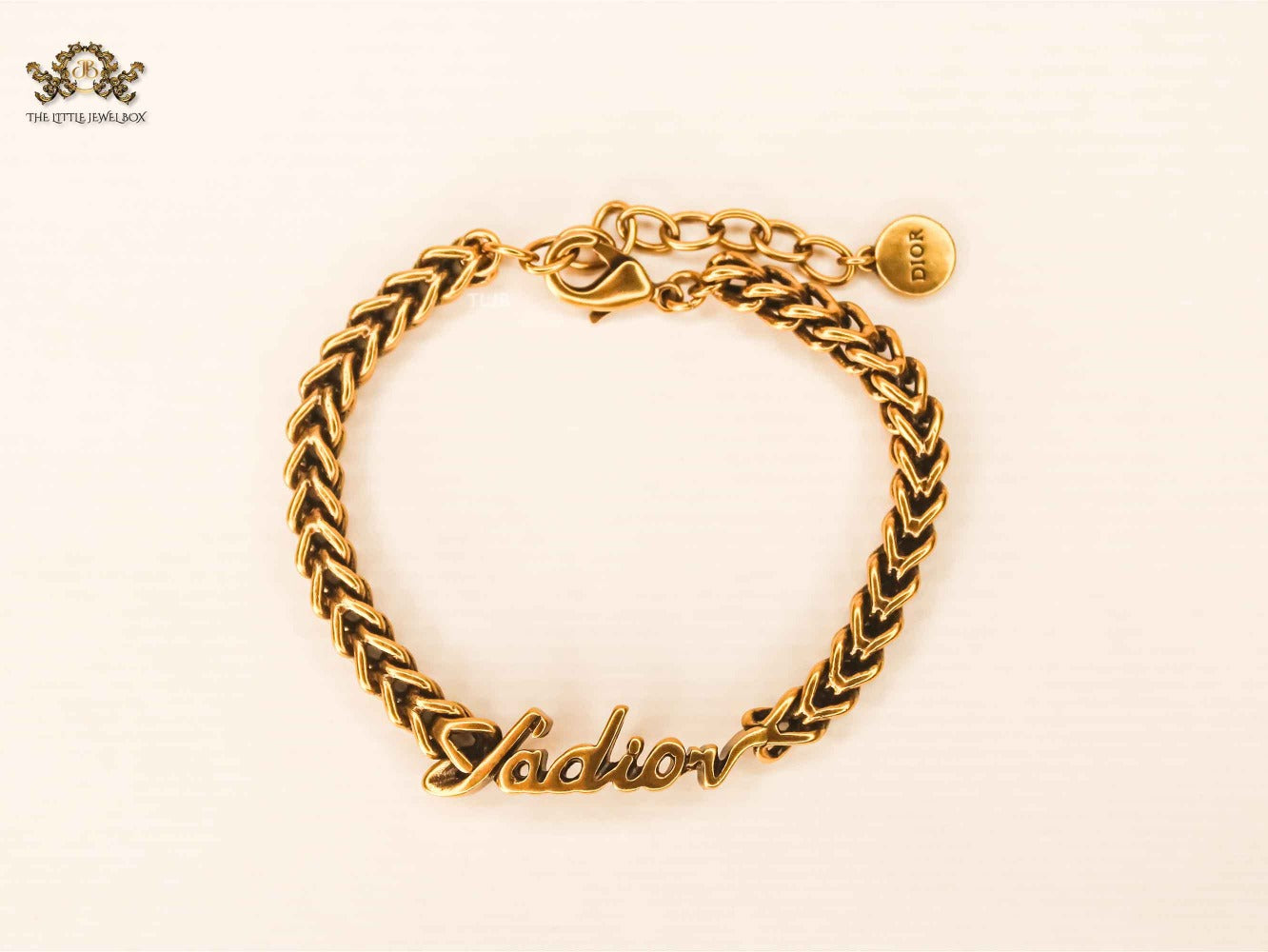 Alphabet D antique trace chain bracelet