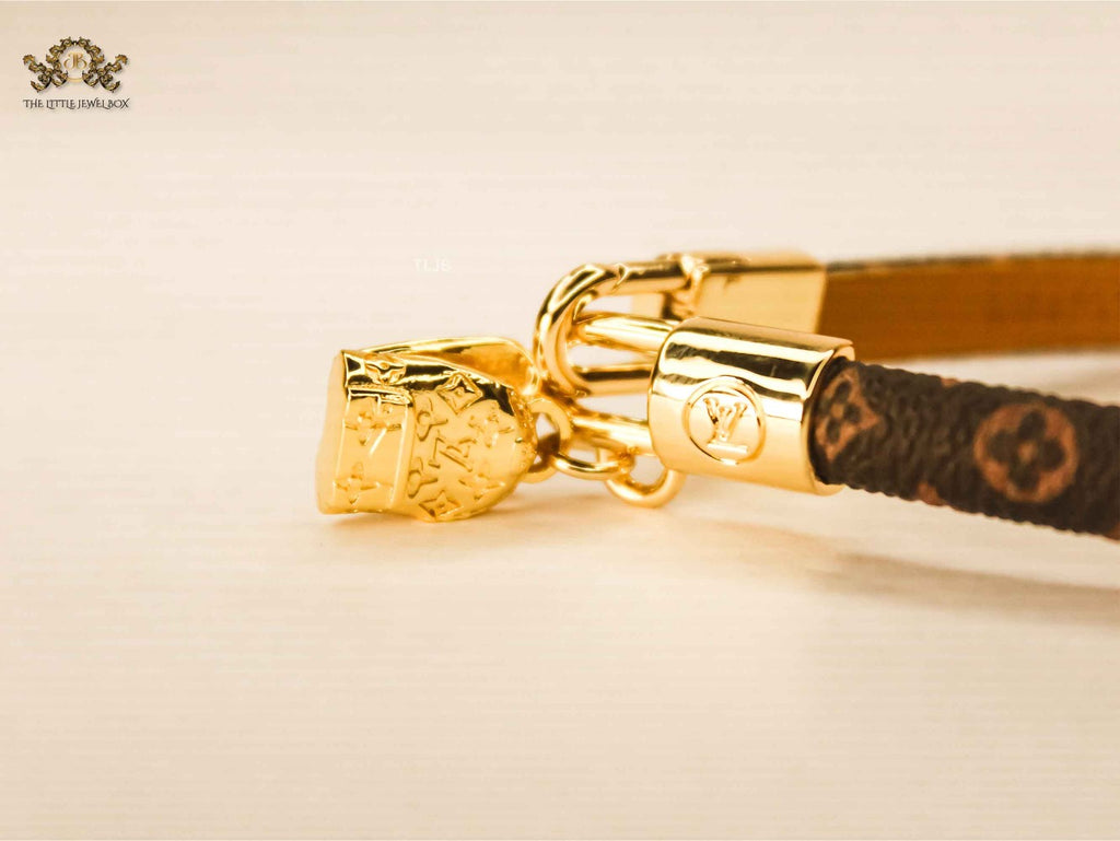 Alphabet L&V golden bag charm monogram leather bracelet