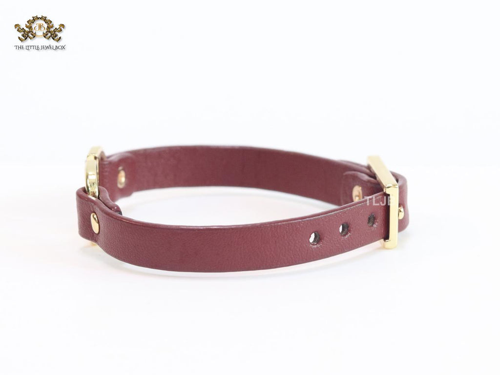 Alphabet V leather bracelet - Maroon