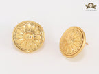 Double C old flower embossed studs