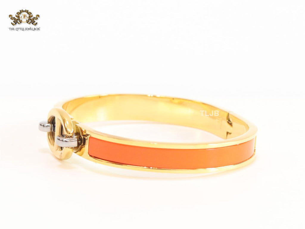 Alphabet H orange sleek bracelet