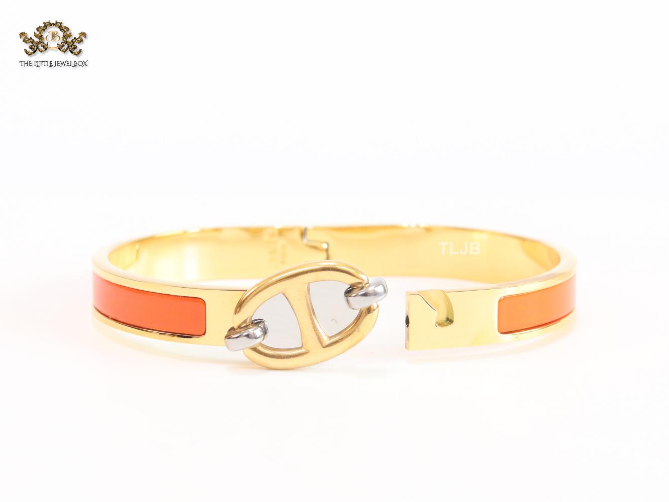Alphabet H orange sleek bracelet