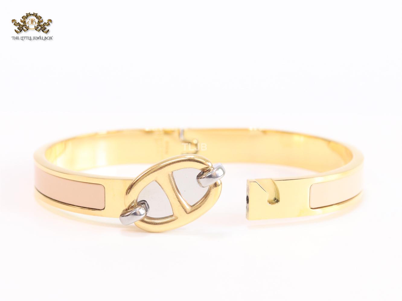 Alphabet H baby pink  sleek bracelet